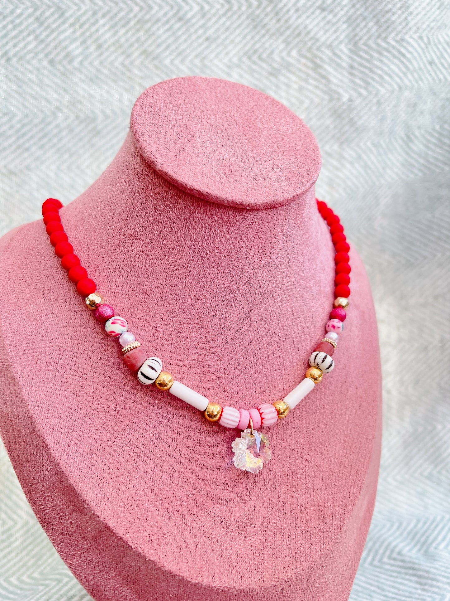 “Girlie Pop” - Beaded Necklace in Red