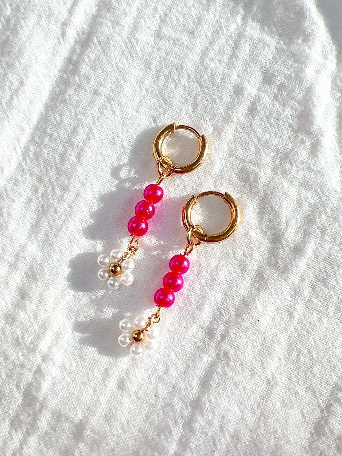 Daisy Bead Drops - Gold Hoops