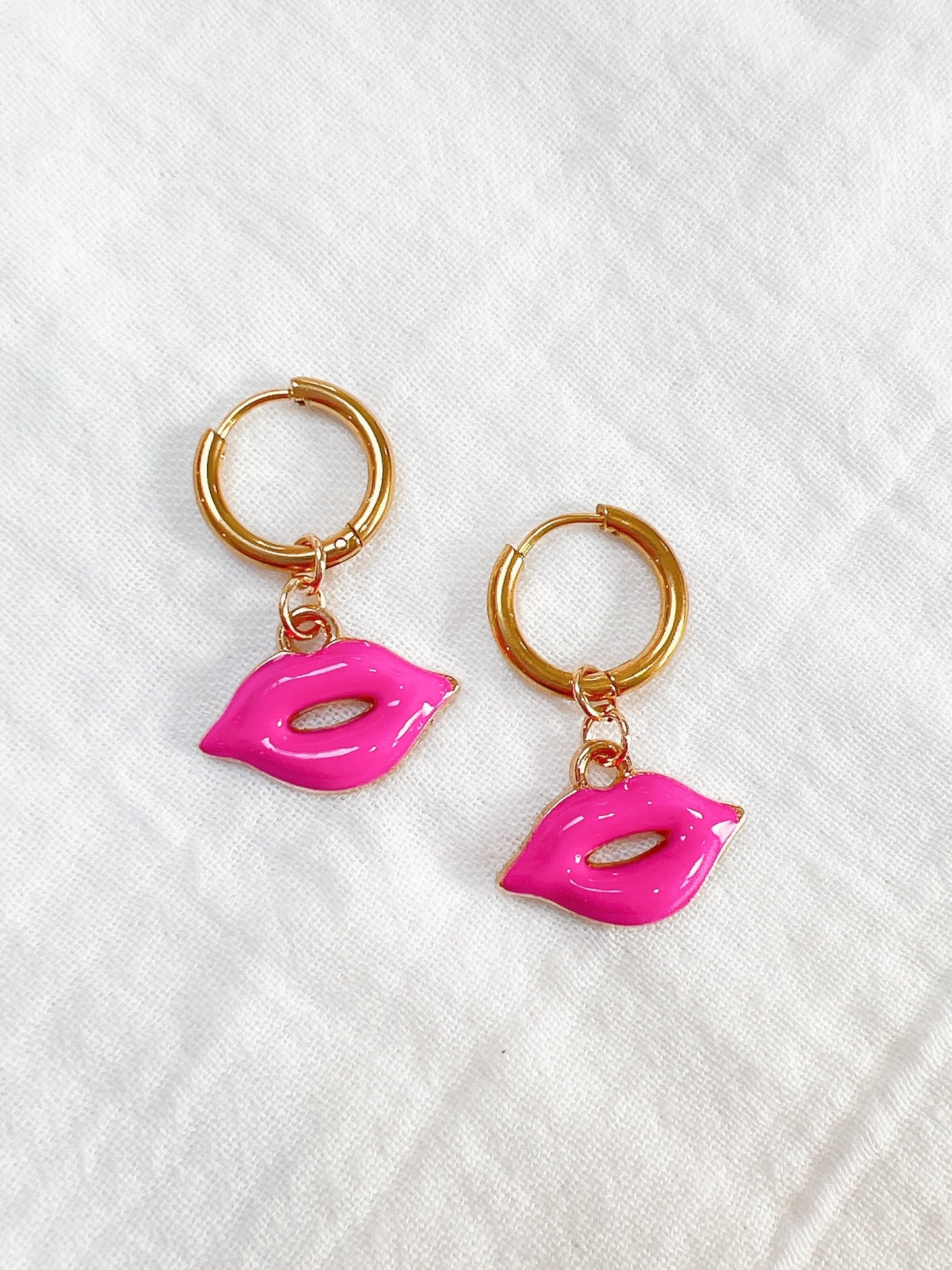 “Mwah” - Pink Lips on 10mm Gold Hoops