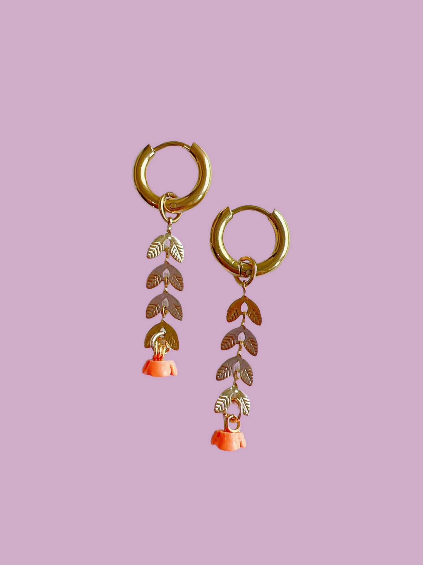 “Lilibeth” - Floral Dangle Earrings With a Peach Flower